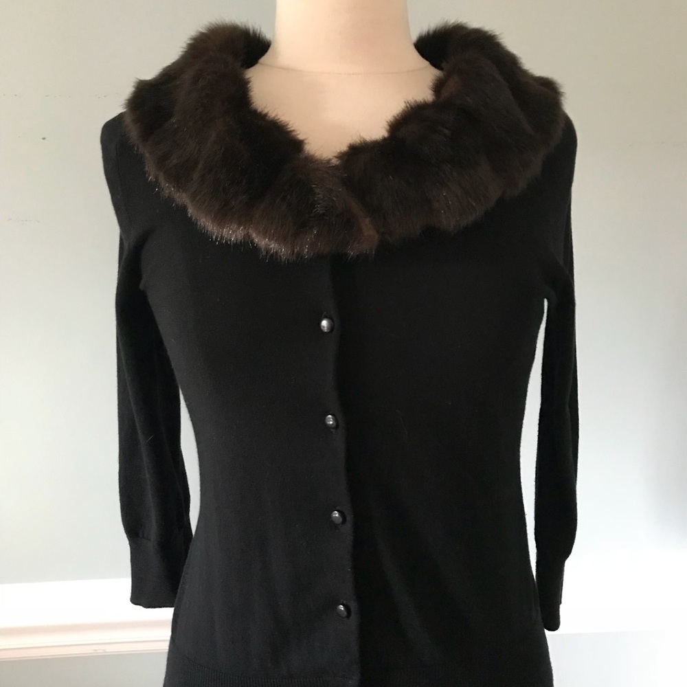 Black cardigan with detachable faux fur collar